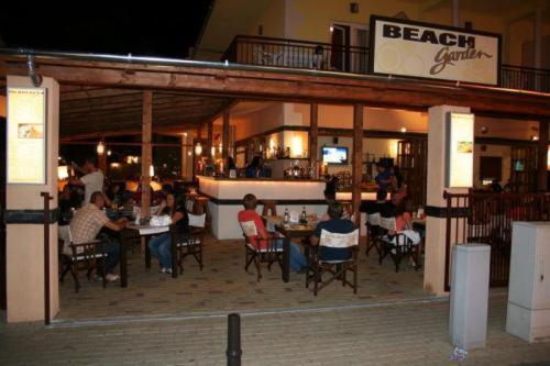 Beach Hotel Шіофок Екстер'єр фото