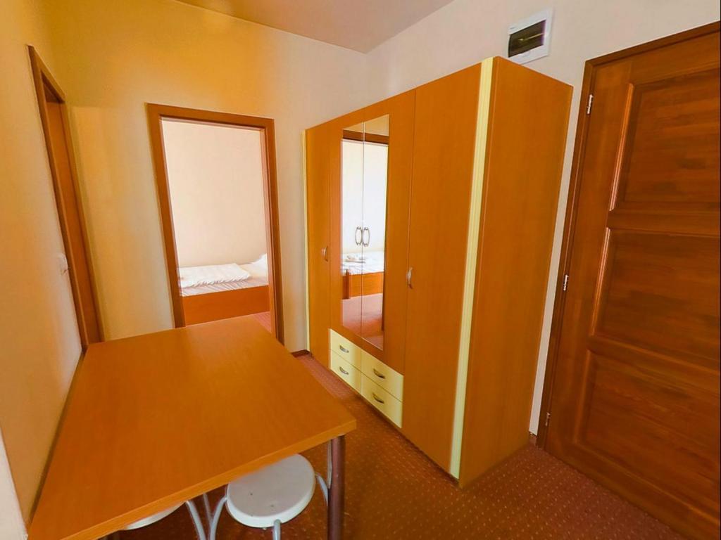Beach Hotel Шіофок Номер фото